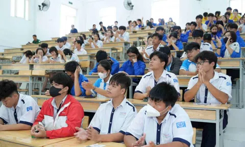 Nữ giới trong STEM - Sáng tạo không kém