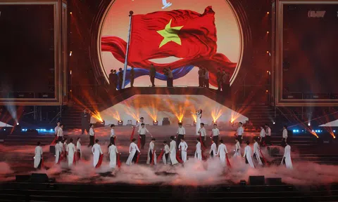 "Đường xuân đất Việt 2026 – Hội tụ": Bản giao hưởng hào hùng mừng Xuân mới