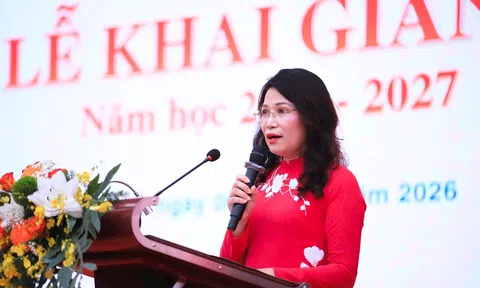 Lãnh đạo Thành phố Hà Nội dự Lễ khai giảng năm học 2026 - 2027 tại Trường THCS Trần Duy Hưng