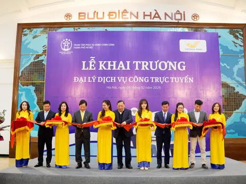 Người dân, doanh nghiệp có thể đến bưu cục để được tư vấn, hỗ trợ giải quyết thủ tục hành chính trực tuyến