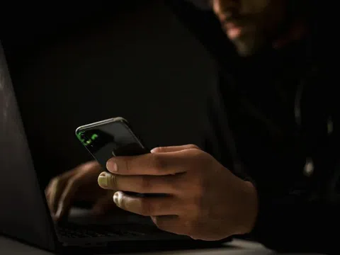 Cảnh báo: Mất tiền oan khi chấp nhận 'hợp nhất cuộc gọi'