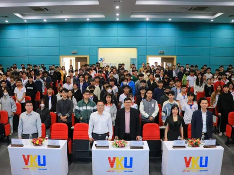 ABAII Unitour 24: Sinh viên VKU cập nhật xu hướng AI, Blockchain