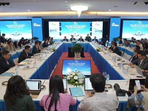 Tọa đàm “Khơi thông cơ chế thị trường, tiếp sức hàng không Việt”