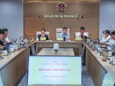 Việt Nam sẽ quản lý app nhắn tin, gọi điện xuyên biên giới