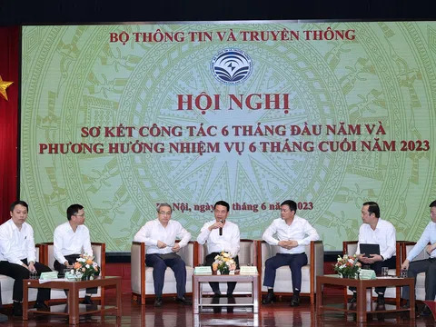 Chuyển đổi số Việt Nam phải dựa trên nền tảng số Việt Nam