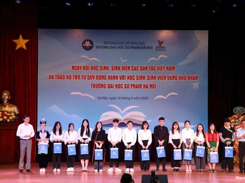 Ra mắt “Quỹ đồng hành với học sinh, sinh viên vùng khó khăn”