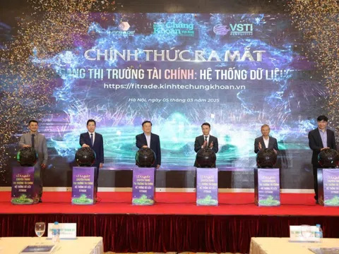 Báo chí dữ liệu và sự phát triển bền vững thị trường chứng khoán