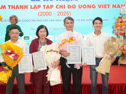 Tôn vinh văn hóa ẩm thực và đồ uống Việt Nam qua thơ ca