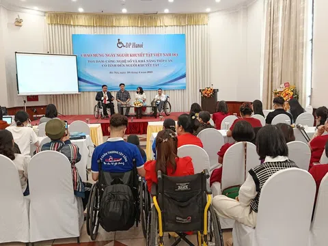 Người khuyết tật Việt Nam còn gặp nhiều khó khăn trong tiếp cận công nghệ số