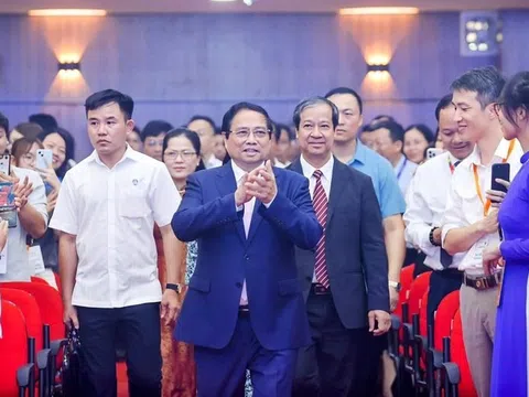 Thủ tướng: "Thần tốc táo bạo" để đưa Việt Nam trở thành trung tâm đổi mới sáng tạo