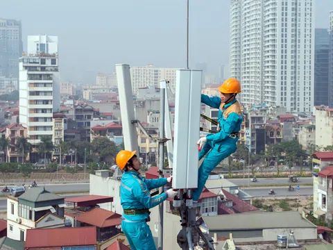 Cấp phép tần số 4G và 5G cho các nhà mạng, thúc đẩy phát triển kinh tế số