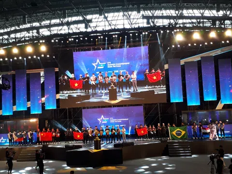 CFS Summer Championship chính là giải đấu quốc tế offline đầu tiên được tổ chức tại Việt Nam