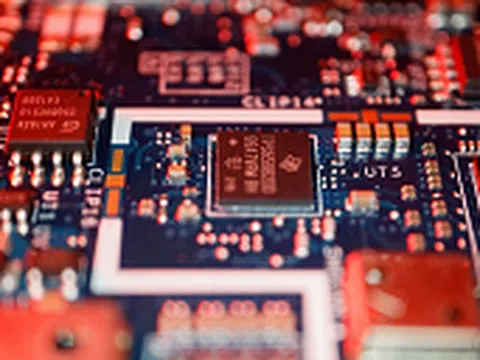 Mỹ thắt chặt xuất khẩu chip cao cấp sang Trung Quốc