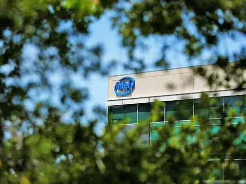 Thua lỗ nặng nề, Intel đóng cửa bộ phận SSD